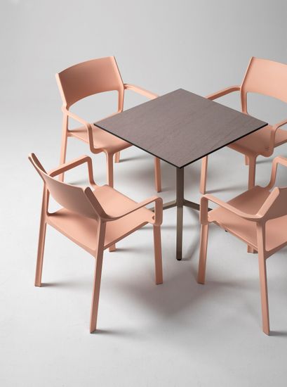 Кресло пластиковое Trill Armchair розовое Nardi Италия