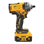 Аккумуляторный гайковерт DeWalt DCF892P2T ударный