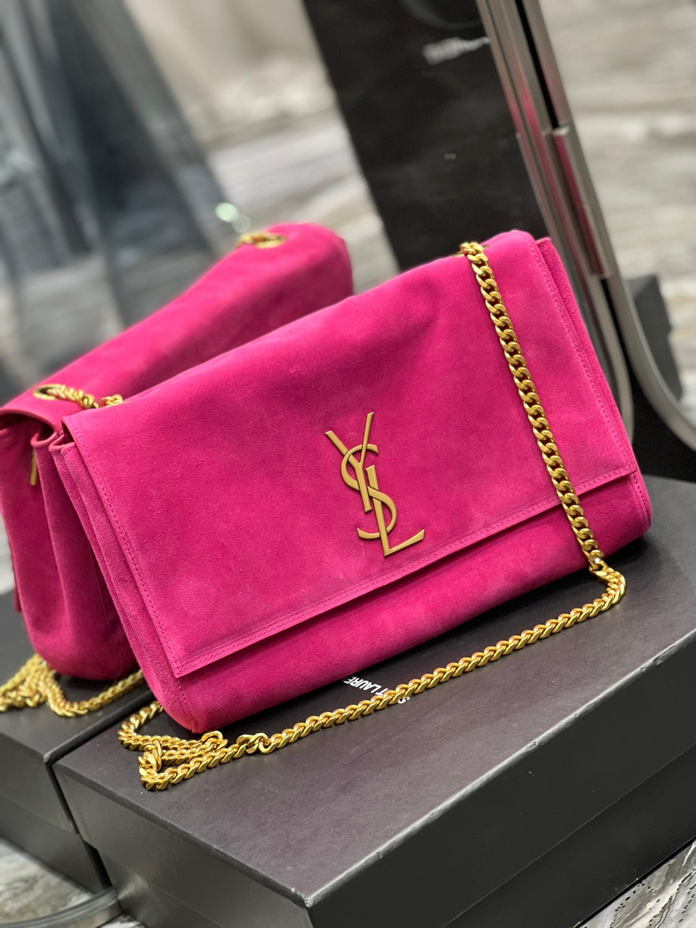 Saint Laurent Kate Medium Reversible Chain Bag 28 cm