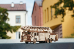 Пожарная машина выдвижной вращающейся лестницей от EWA - Fire Truck, Деревянный конструктор, сборная модель, 3D пазл
