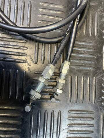 Тросики газа Suzuki GSR400 (GK7DA)