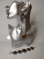 Комплект бижутерии. Тигровый глаз Колье, серьги, браслет. Круг (натуральный камень, бижутерный сплав)
