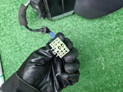 Зеркало левое Москвич 3 (2022-н.в.) 6 контактов