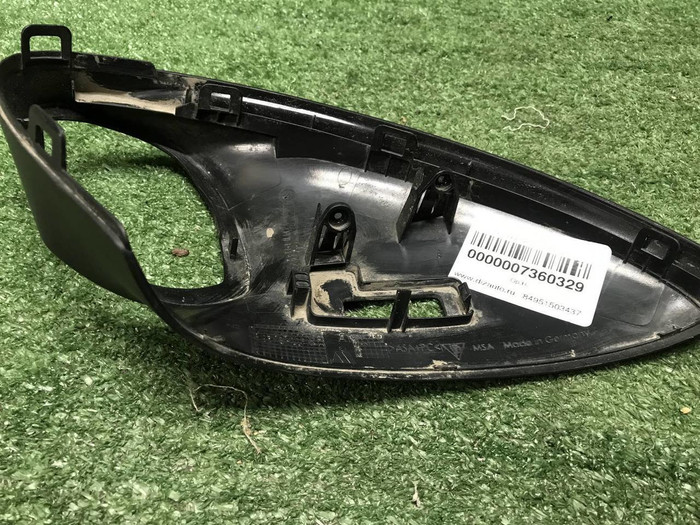 Накладка зеркала правая Porsche Cayenne 958 14-18