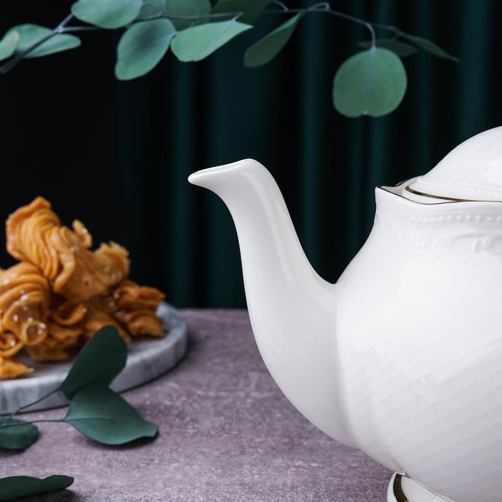 Чайник 1000 мл h15,5 см Gold Aristocrat Noble [1]