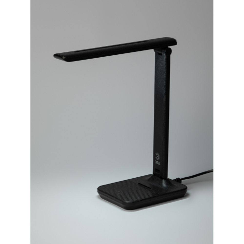 Настольный светильник ЭРА NLED-500-10W-BK светодиодный черный