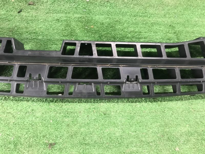 Кронштейн заднего бампера Range Rover Sport 2 L494 (2013-2022)