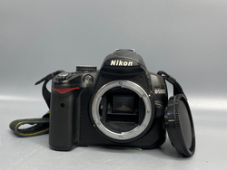 Nikon D5000 Kit 18-55mm