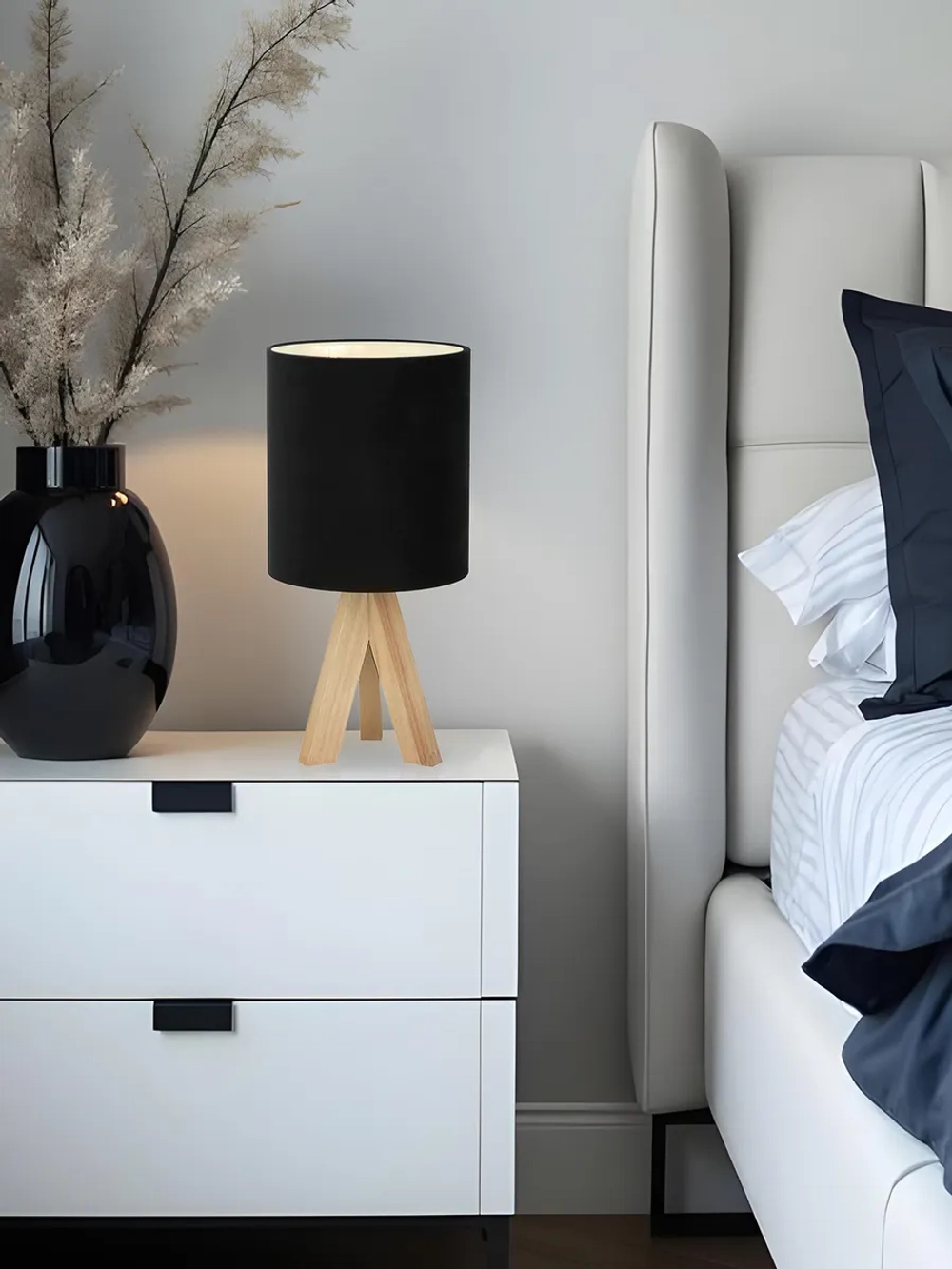 Настольный светильник деревянный, торшер на тумбочку