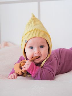 Шапка вязаная эльф новорожденным