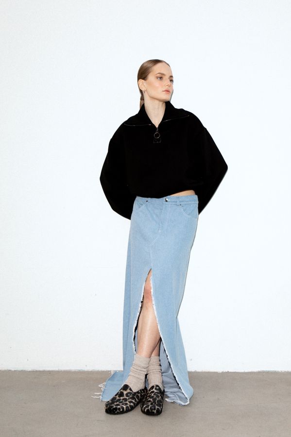 Кроп свитшот с молнией