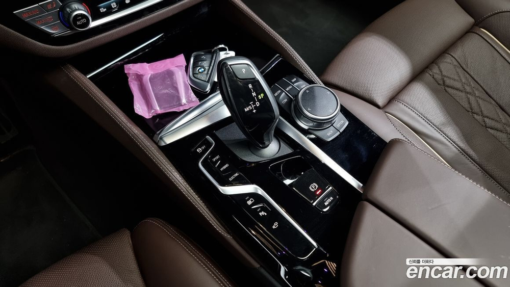 BMW 5 Series (G30) 530e M Sports (10.2021)