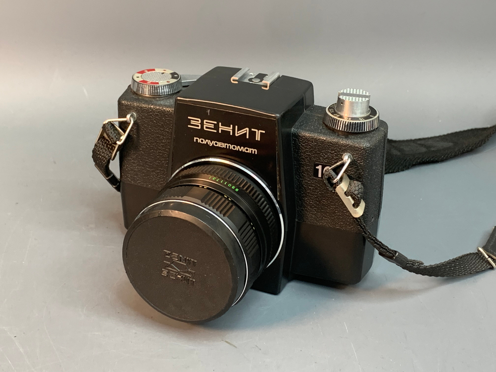 Зенит 16 Полуавтомат + Гелиос 44м-4