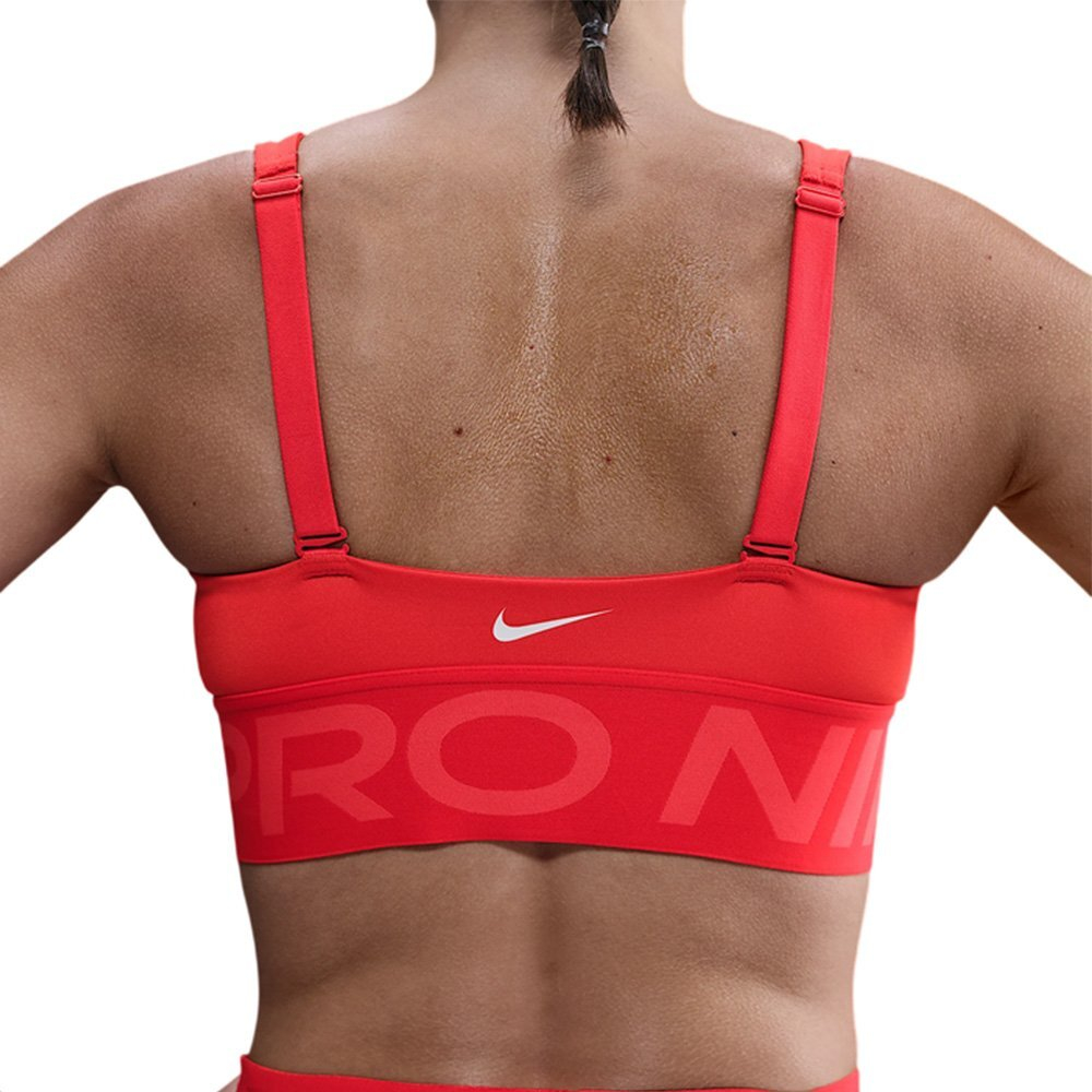 Спортивный женский топ Nike Pro Indy Plunge Bra Red