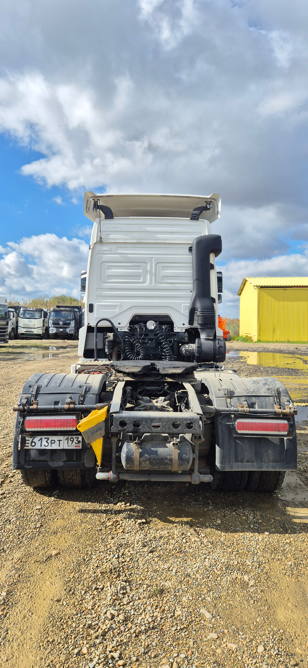 КамАЗ 5490 4x2 Седельный тягач 5490-S5 (Дизель/Газ, 12,0 л, 401 л.с., МТ)
