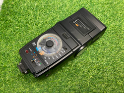 Nikon Speedlite SB-16