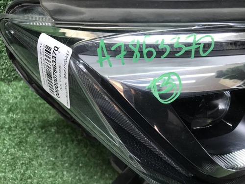 Фара правая Toyota RAV4 4 CA40 (2015-2019) LED