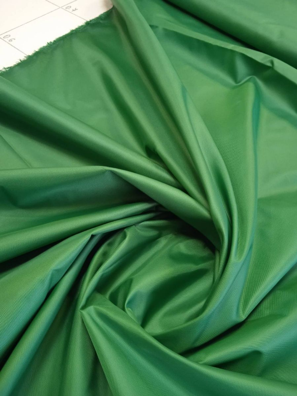 Подкладочная ткань (Ветрозащитная). Цвет- Зеленая