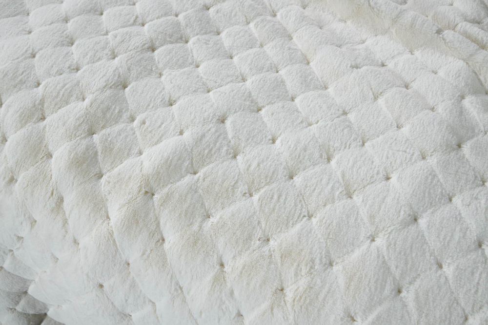 Плед 220x240 Sofi De MarkO Бернард молочный