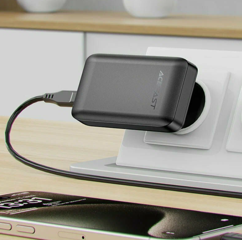 ACEFAST Ультра-тонкое зарядное устройство A100 65W 2хUSBC/1хUSB-A
