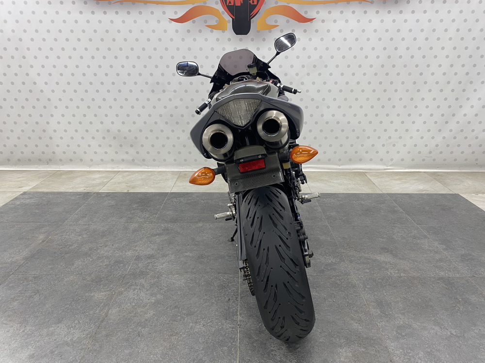 Yamaha YZF-R1 , 2004