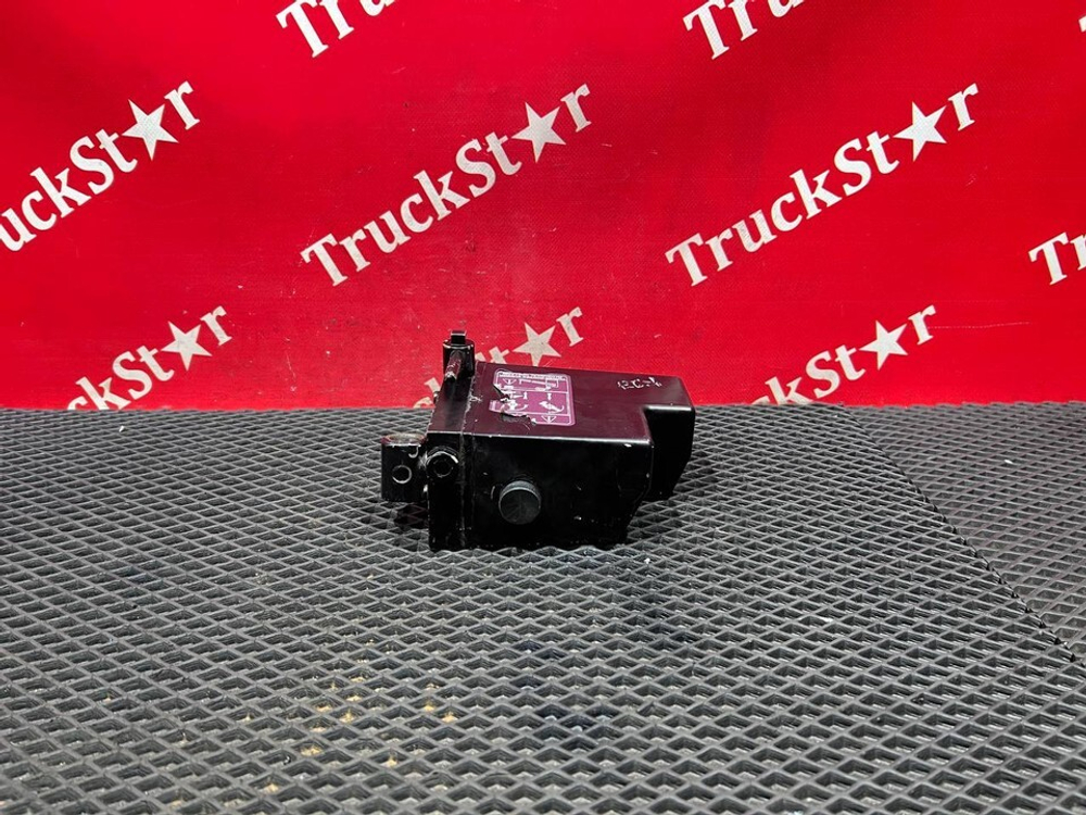 Насос подъема кабины 2016г