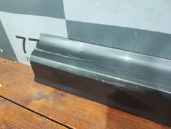 Накладка двери передней правой Volvo XC60 2 17-нв Б/У Оригинал 31440303