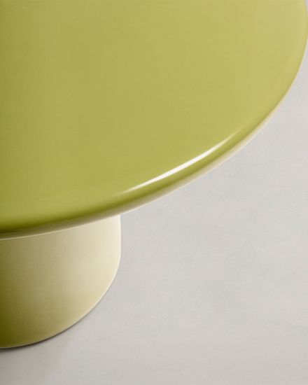 Журнальный столик Albanella из цемента с глянцевой зелёной отделкой Ø110 см
