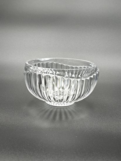 Сахарница из стекла с крышкой