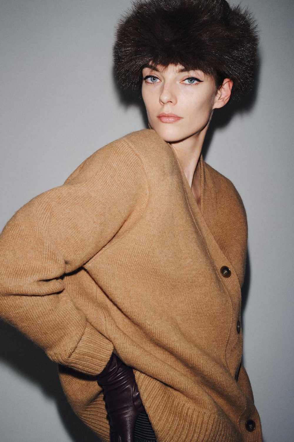 ZARA КАРДИГАН ОВЕРСАЙЗ ИЗ 95% ШЕРСТИ, ТЕМНЫЙ БЕЖЕВО-КОРИЧНЕВЫЙ