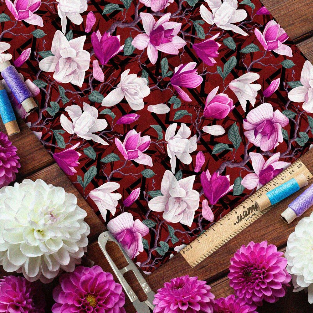 Ткань шелк Армани яркие цветы и искривлённые веточки на красном фоне