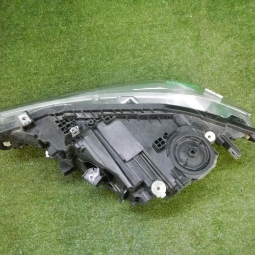 Фара правая BMW 3er F30 F31 (2015-2020) LED (в пленке)