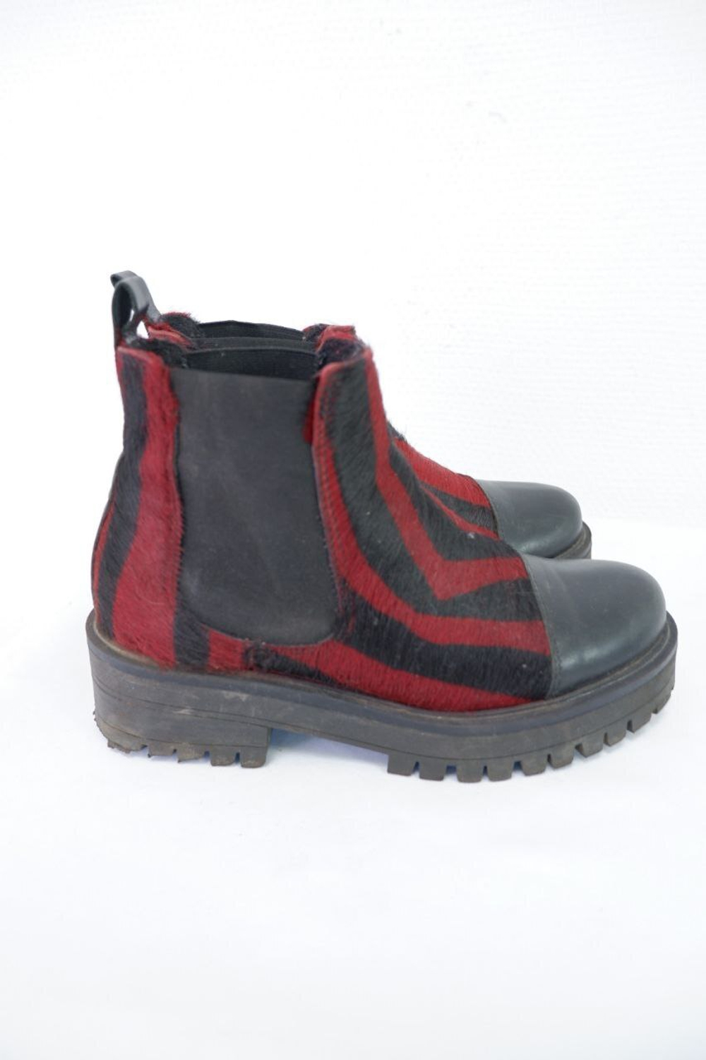 Ботинки оригинальные 36 размер