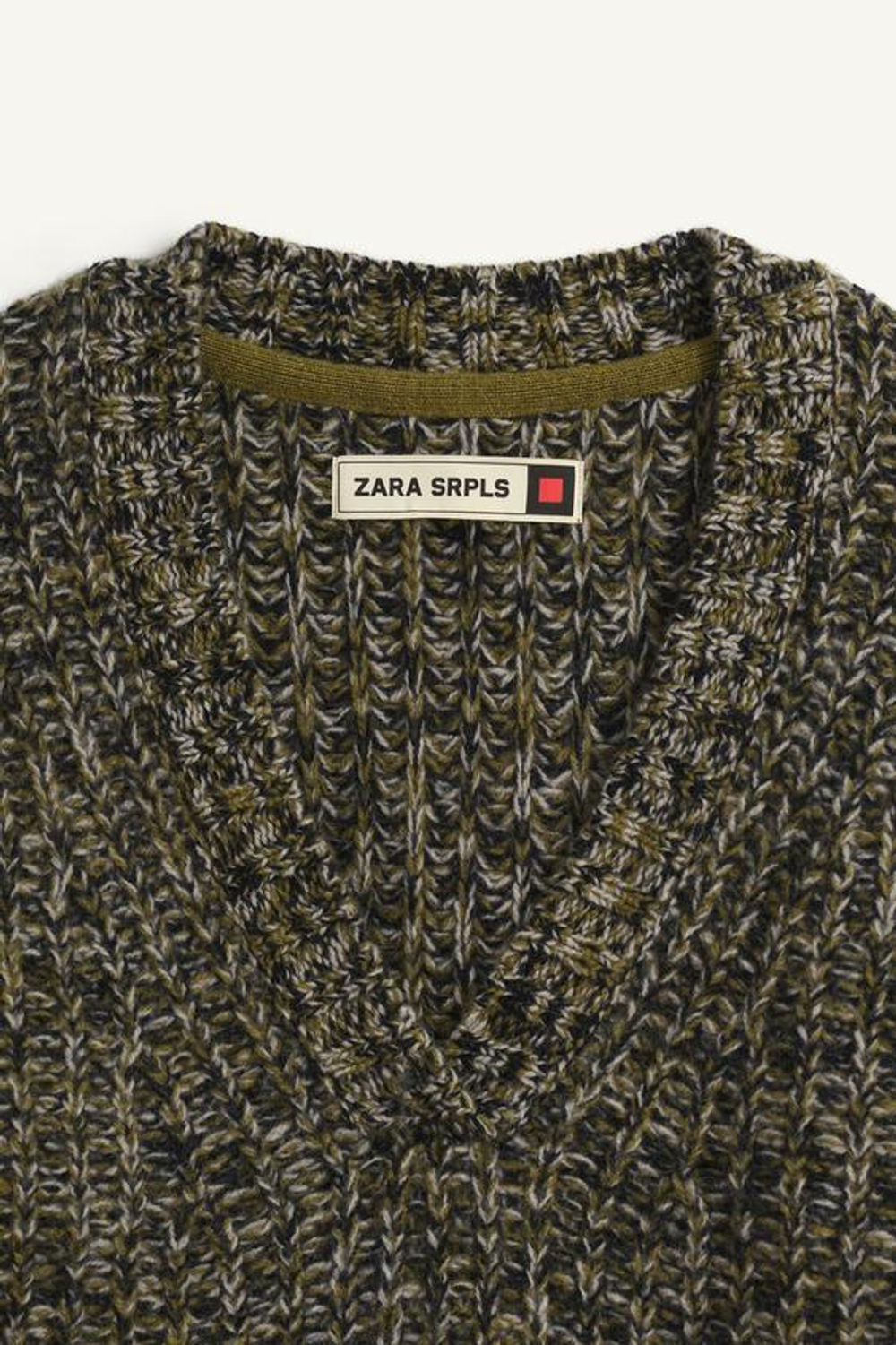 ZARA СВИТЕР С V-ОБРАЗНЫМ ВЫРЕЗОМ, ЗЕЛЕНЫЙ