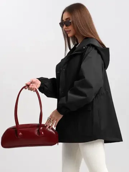 Ветровка удлиненная с капюшоном