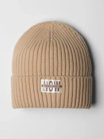 Шапка для девочки на осень