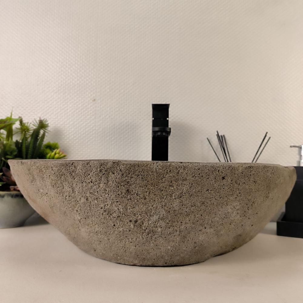 Раковина из речного камня RS-65057 55*36*15 0857