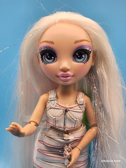 Кукла Rainbow High Амайя Рейн