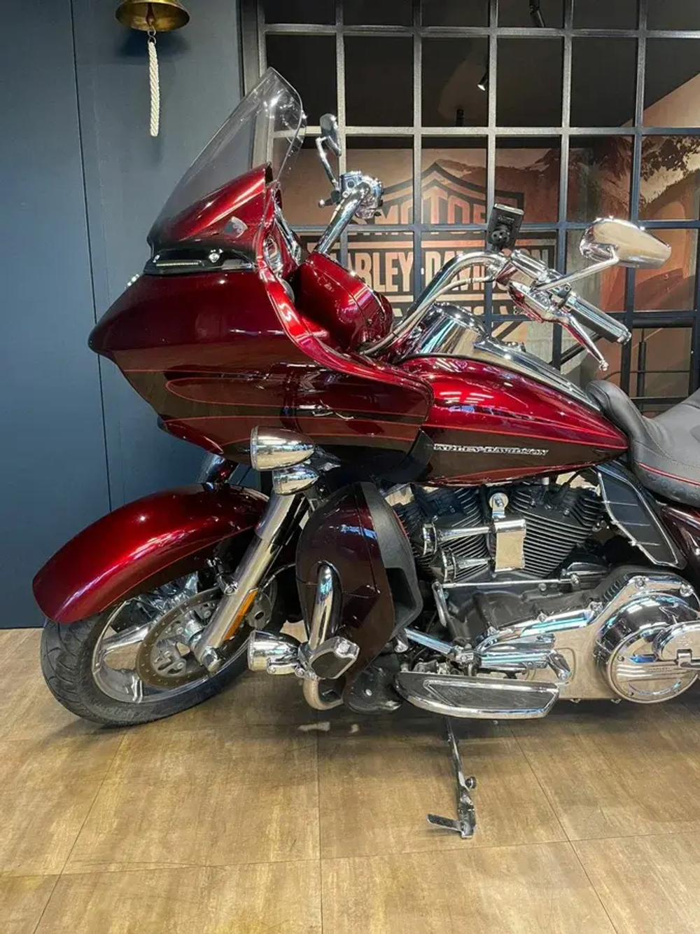 Harley-Davidson CVO Road Glide, 2015