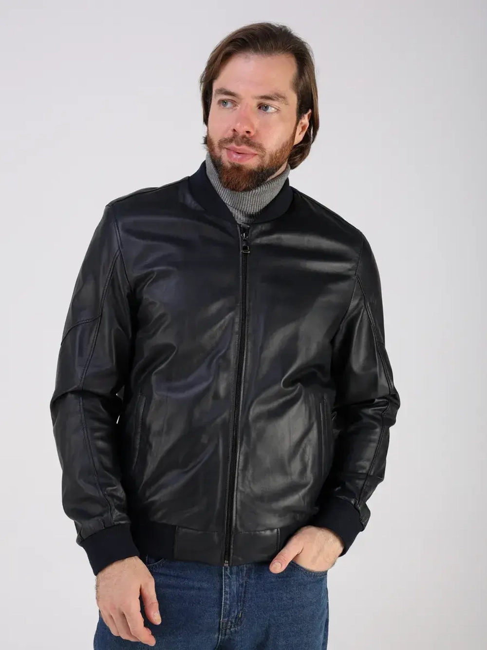 Кожаная куртка демисезонная бомбер