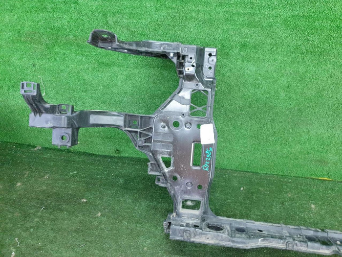 Телевизор Genesis G90 (2018-2022)