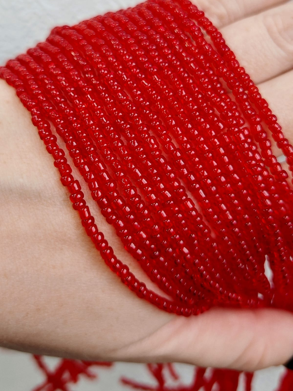 яс3-кп Стекло японское 3мм, красный прозрачный, некалибр., нить 40см