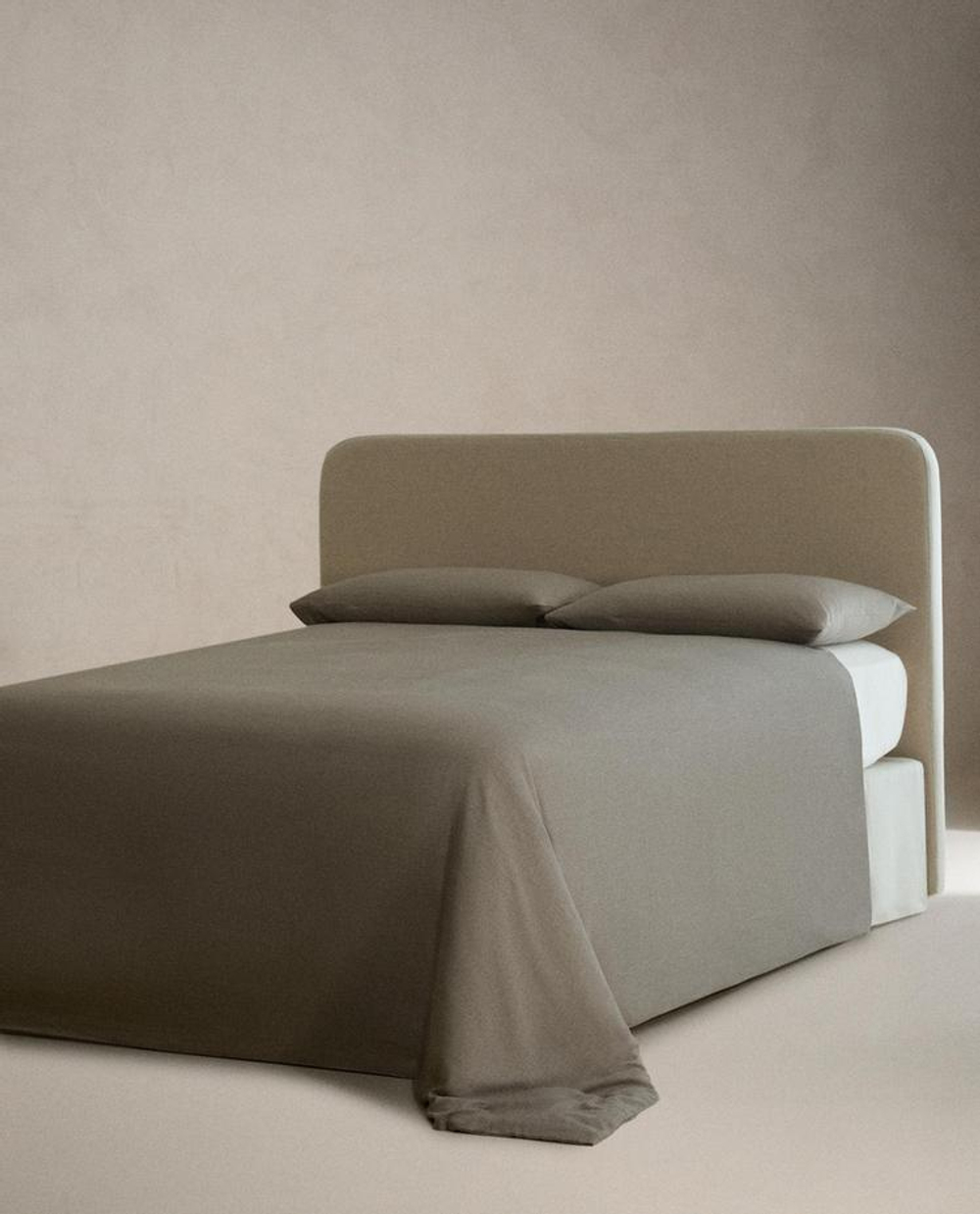 ZARA HOME ОДНОТОННЫЙ ПОДОДЕЯЛЬНИК, СЕРЫЙ