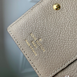 Louis Vuitton Clea Wallet