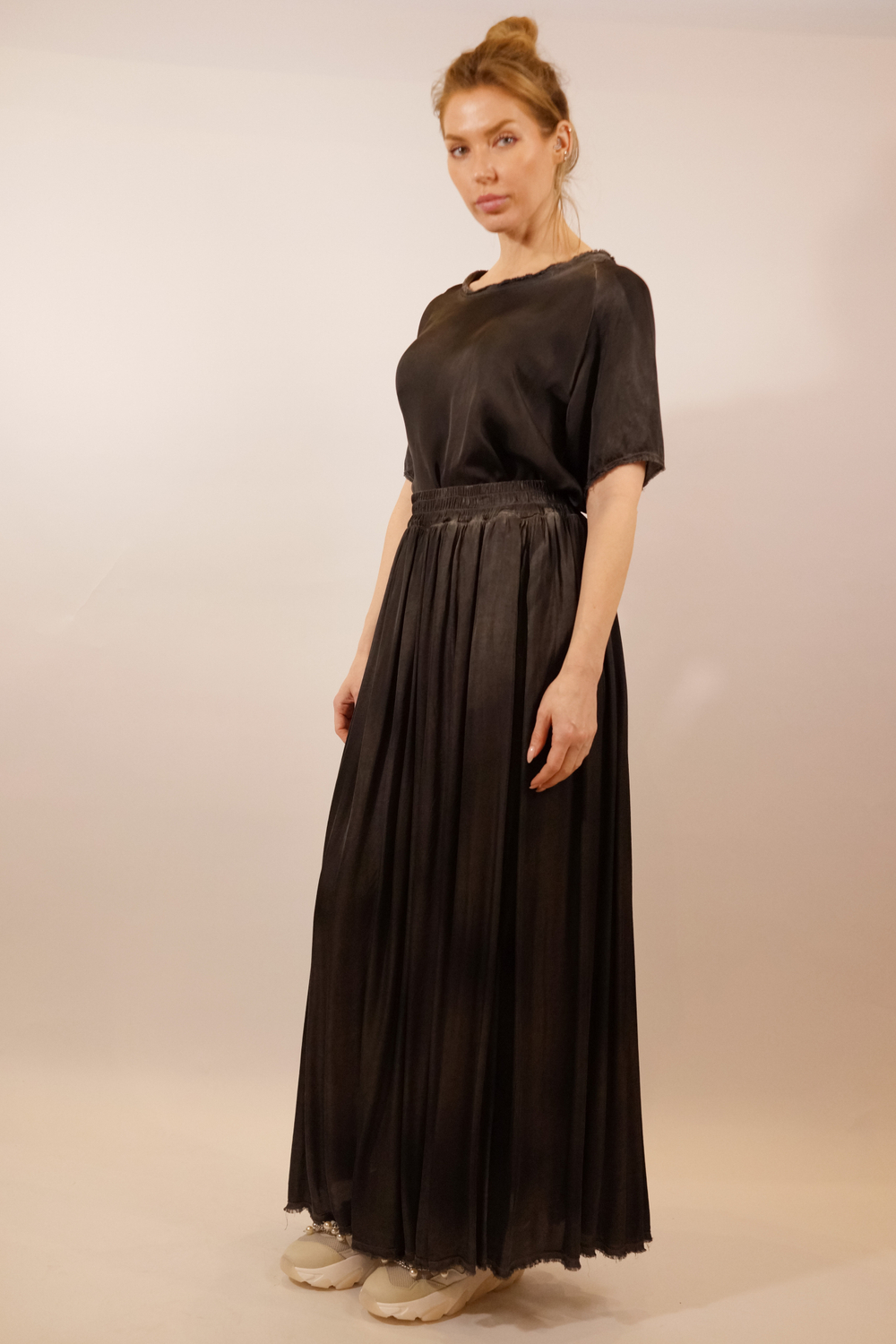 AA3E2EF3-6221-4A4A-B989-DDEDE42738F4