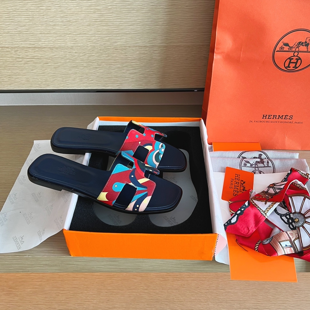 Hermes Oran Sandal