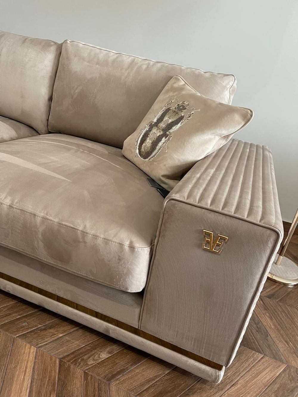 Диван Амбассадор