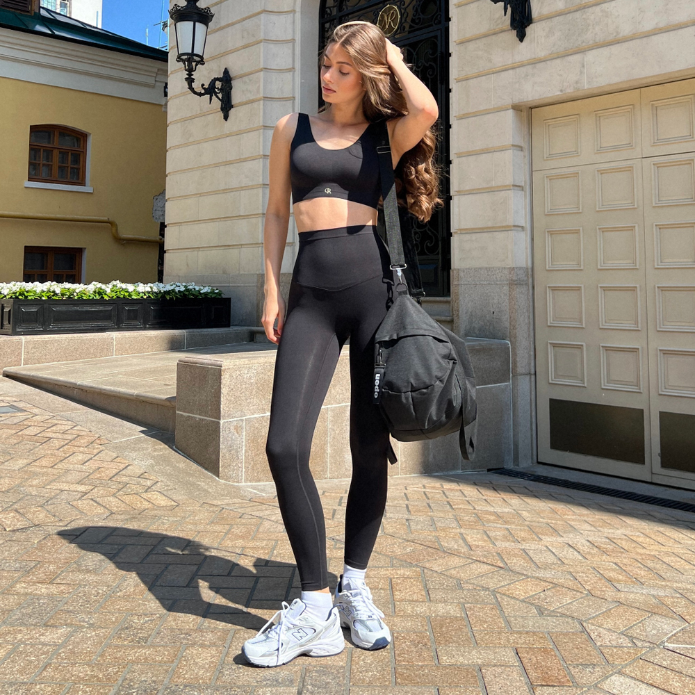 Леггинсы спортивные черные
