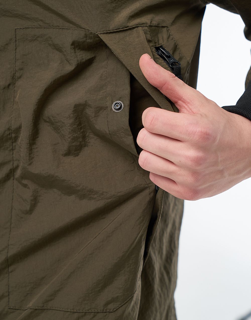 Купить Ветровка We Don’t Care Crinkle Nylon Windrunner Jacket Khaki Ветровка We Don’t Care Crinkle Nylon Windrunner Jacket Khaki