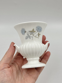 Ваза Wedgwood, Ice Rose